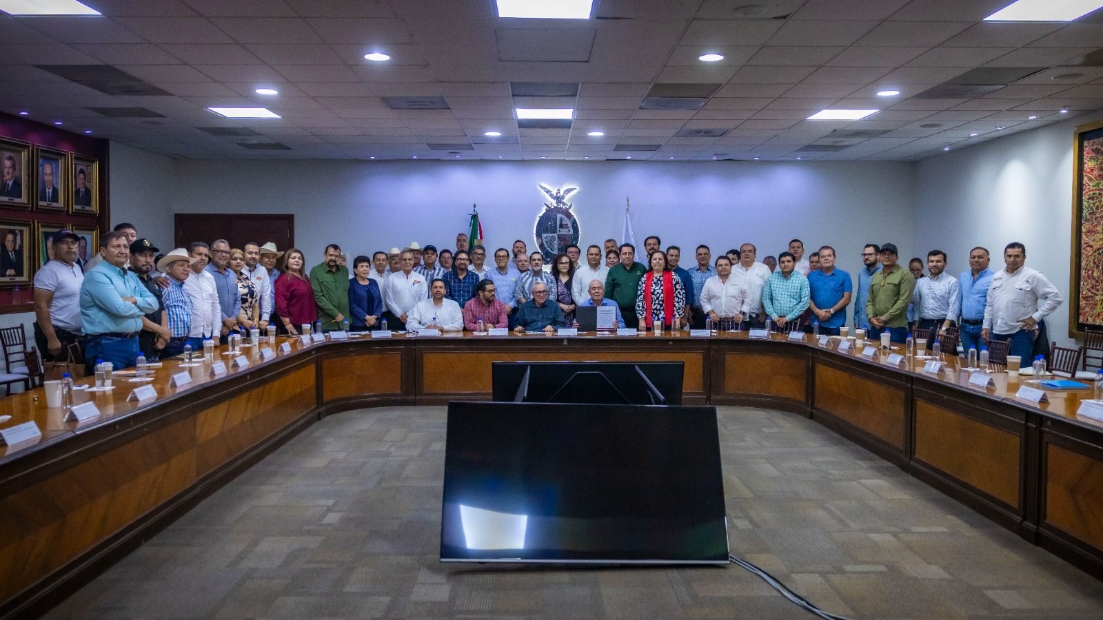 Gobierno federal y estatal, industriales, bodegueros y productores garantizan comercialización de la cosecha de maíz, ciclo 2026 en Sinaloa