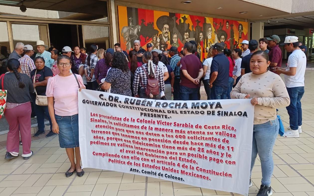 Integrantes de la colonia "Ingeniero Victor Sarabia" de Costa Rica, demandan al gobernador regularizar los terrenos que habitan