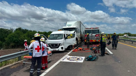 Carlos y Gilberto mueren en fuerte choque en la autopista Culiacán-Mazatlán; eran trabajadores de la vía