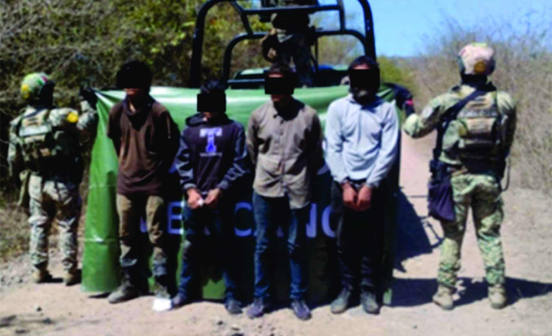 Cuatro civiles con armas largas y equipo táctico detenidos por el Grupo Interinstitucional